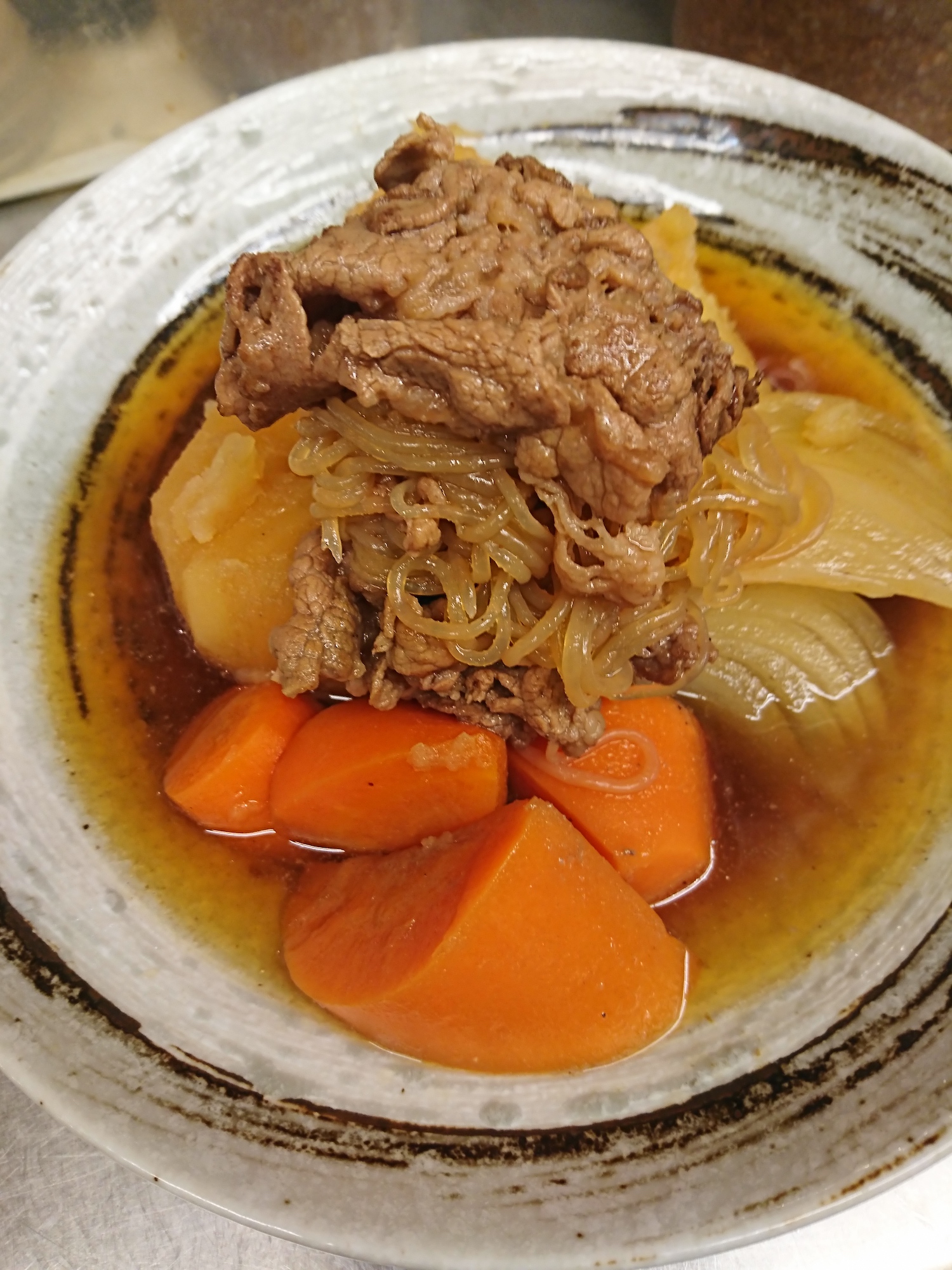 米吉に肉じゃが？