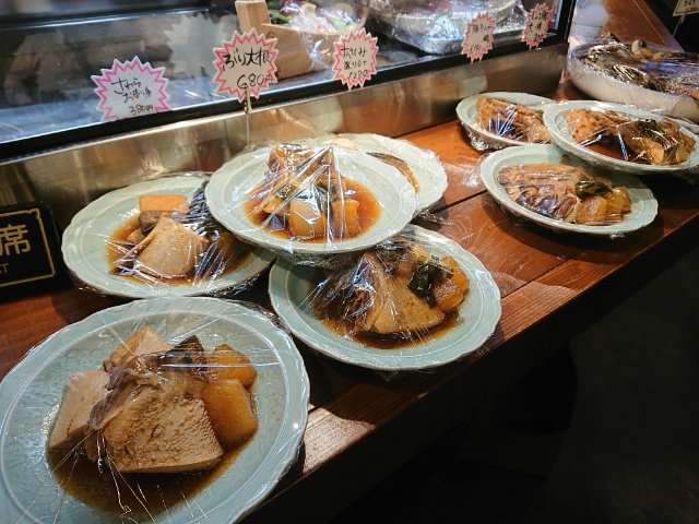 煮付けの盛り皿